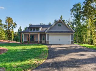 457 Relay Rd, Silver Creek, GA 30173