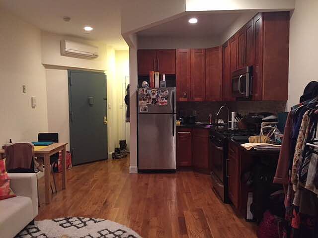2nd image of 693 Sackett St #1A