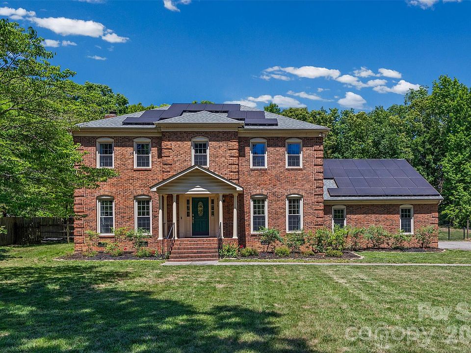 1st image of 2115 E Providence Dr