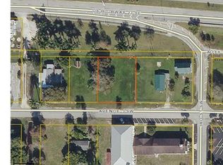 357 Avenue J, Moore Haven, FL 33471
