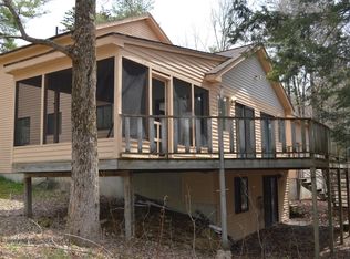 233 Gentian Hollow Rd, Becket, MA 01223
