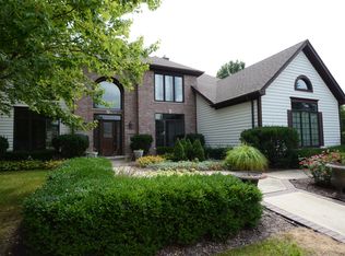 2227 Wildflower Ct, Geneva, IL 60134