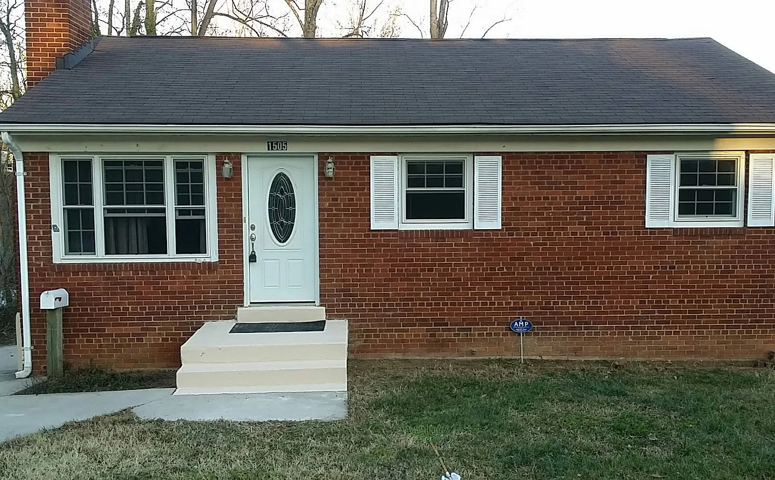 1505 Maurice Dr photo 1