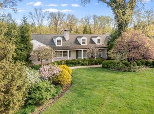 5 W Geyer Ln, Saint Louis, MO 63131