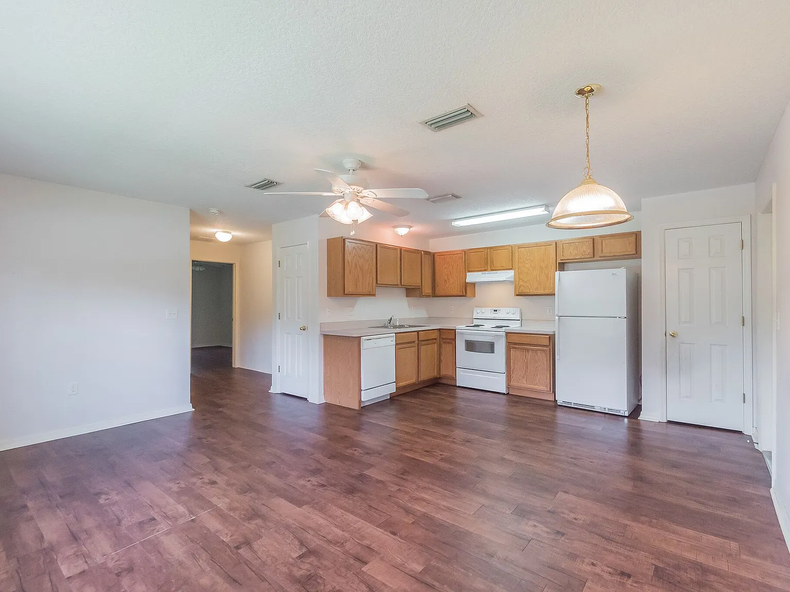 500 Paulling Drive - 1 — Photo 2