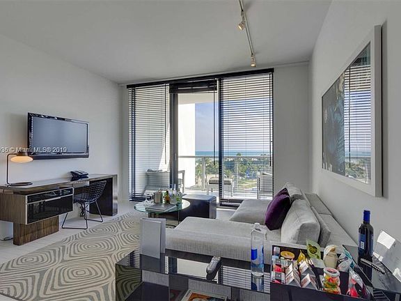 5th image of 2201 Collins Ave #1-UPH