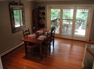 3 Carol Ln, Berwyn, PA 19312