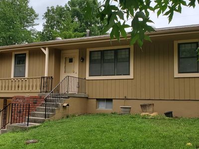 11504 E Thompson St, Sugar Creek, MO, 64054