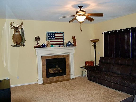 4th image of 2101 Alder St