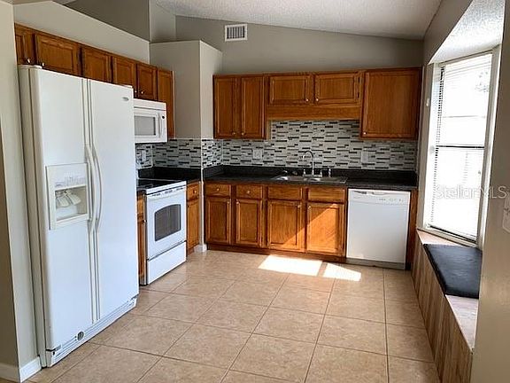 5th image of 431 El Camino Dr