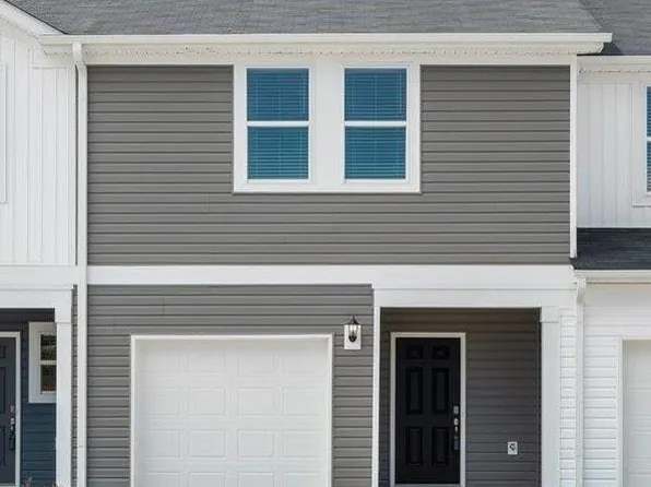 819 Ernest Ln, Lyman, SC 29365