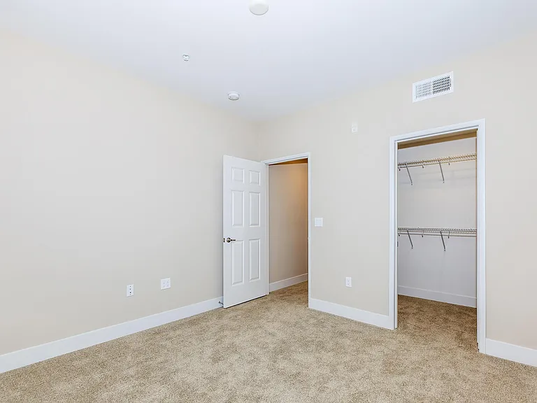 Sendero Gateway Apartment Homes — Photo 88
