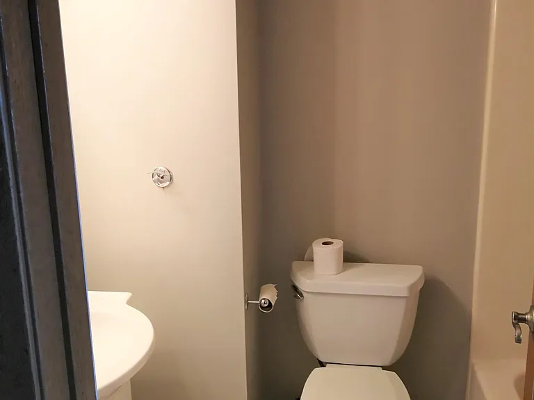 1746 S Washington St #0 — Photo 9