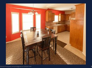 11700 E 21st Street Ct S, Independence, MO 64052