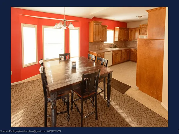 11700 E 21st Street Ct S, Independence, MO 64052