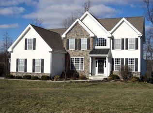 353 Sherer Dr, Lincoln University, PA 19352