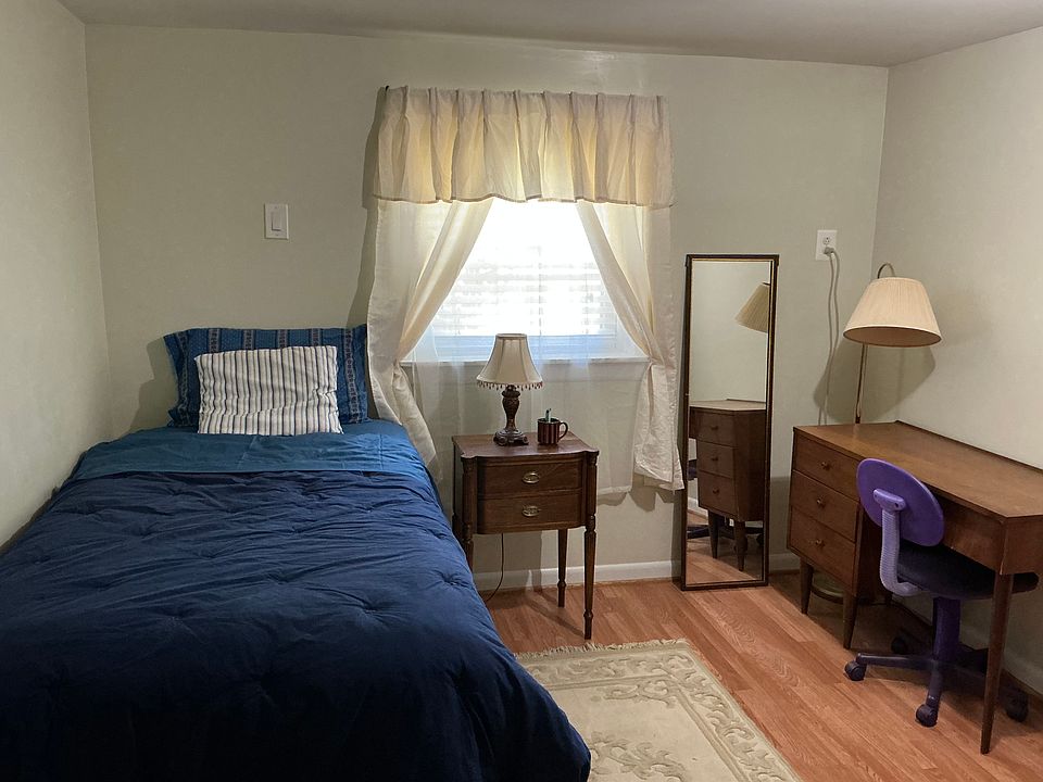 1st image of 12900 Twinbrook Pkwy