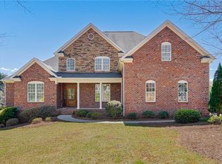 8299 Denver Downs Dr, Oak Ridge, NC 27310