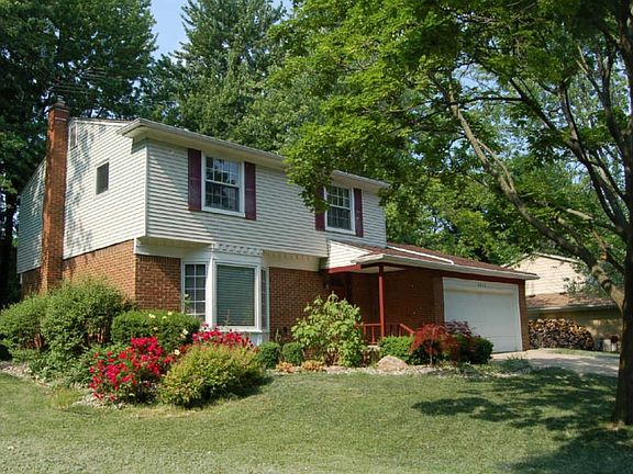 2nd image of 2845 Lakehurst Ln