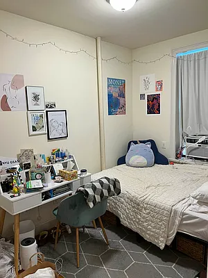 Rented by Manhattan Dwelling Corporation | media 24