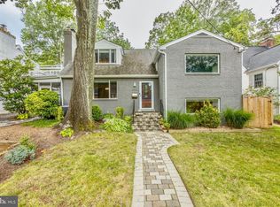 3004 Russell Rd, Alexandria, VA 22305