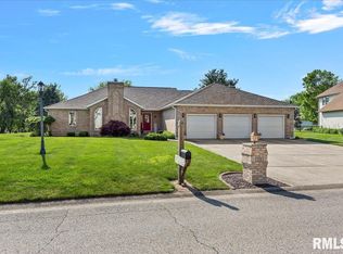 23 Cabin Smoke Trl, Springfield, IL 62707