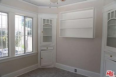 4th image of 1217 N Poinsettia Pl