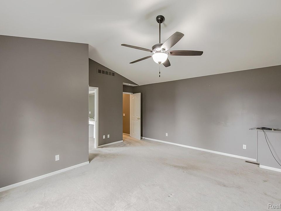 3664 Green Meadow Ln, photo 26