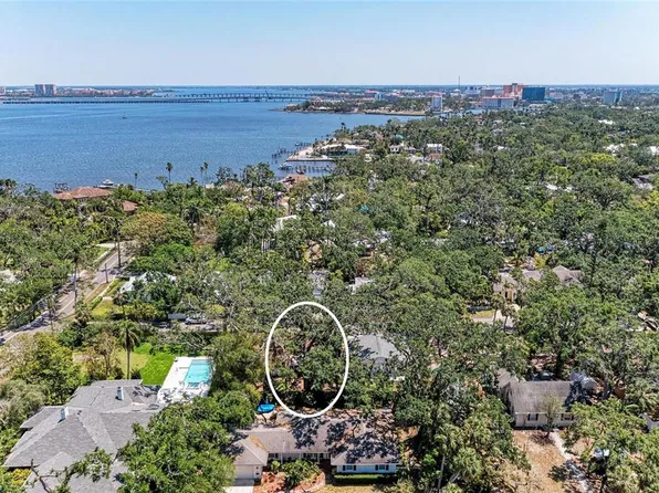 209 29th St NW, Bradenton, FL 34205