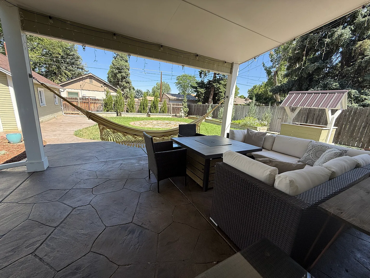 3 bed, 1837 sqft, $3,695 — Photo 1