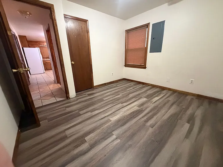 24405 Gaydell Dr — Photo 6