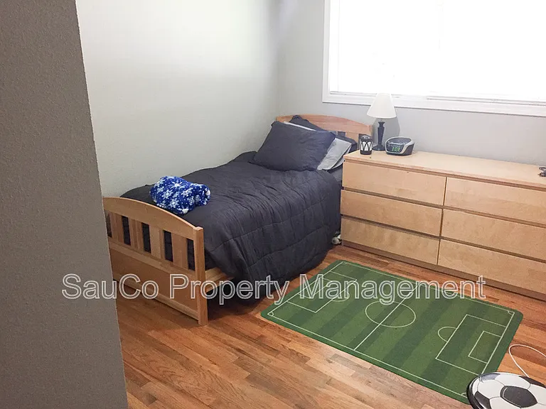 22120 S Leslie Ave — Photo 16