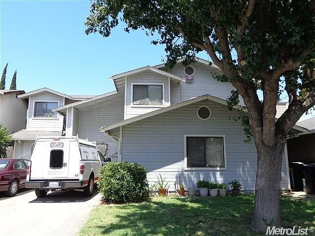 2nd image of 1129 Comanche Ct