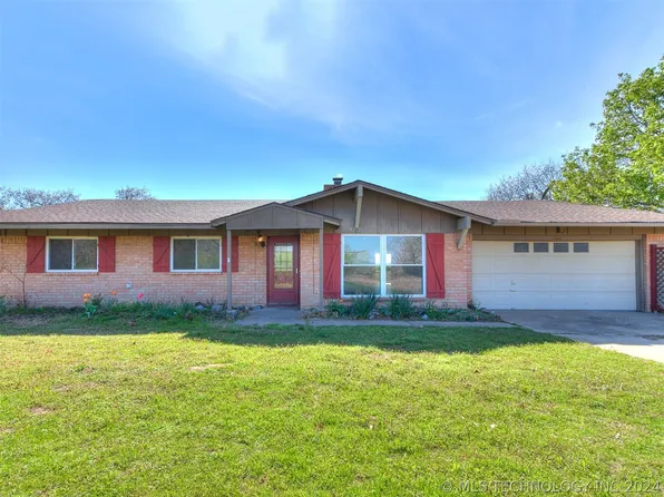 868 N Hill And Dale Dr, Cleveland, OK 74020