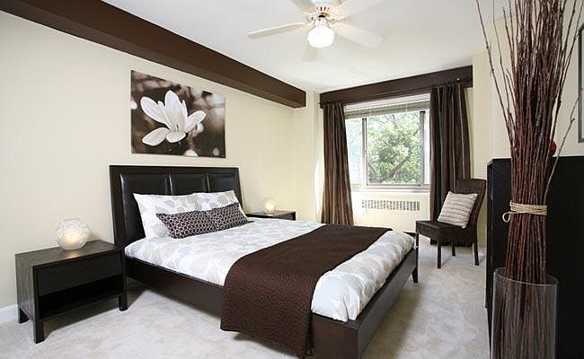 1st image of 40 E Schiller St #1302