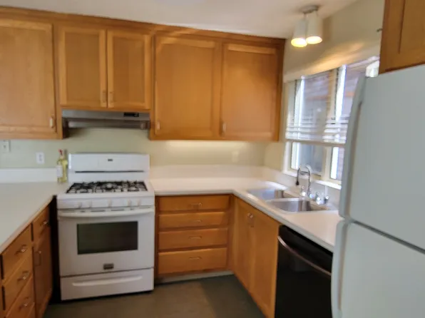 2720 Stuart St #4, Berkeley, CA 94705