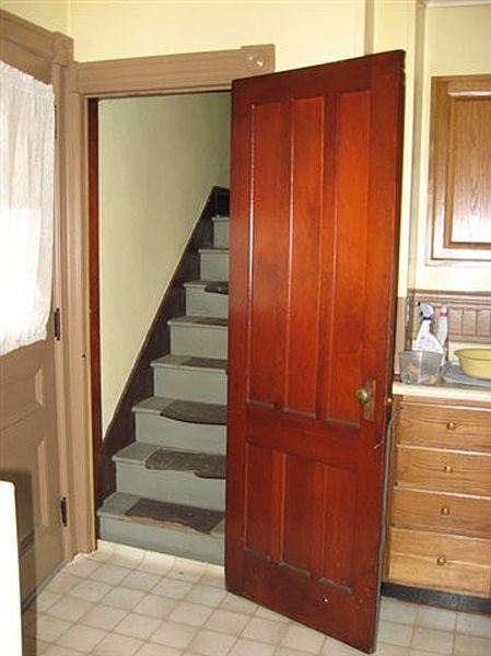4th image of 29 BURGOYNE Road