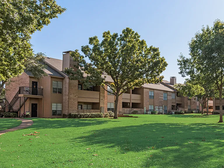 Creekview — Photo 1