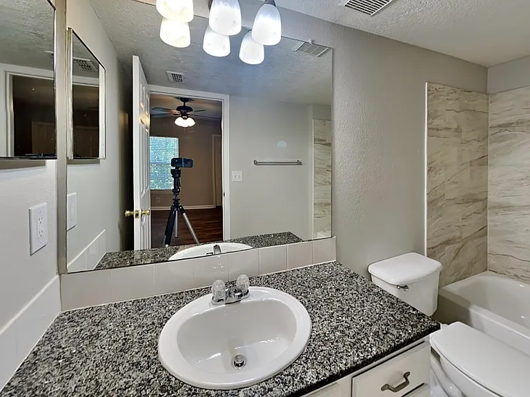 725 Crest Pines Dr #421 — Photo 8