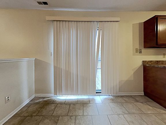 5th image of 11313 Sweetleaf Dr