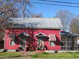 147 E Gay St, Charleston, MS 38921