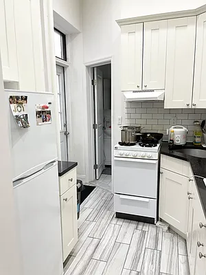 Rented by Oxford Property Group | media 27