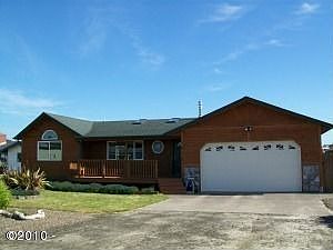 1st image of 1917 NW Marineview Dr