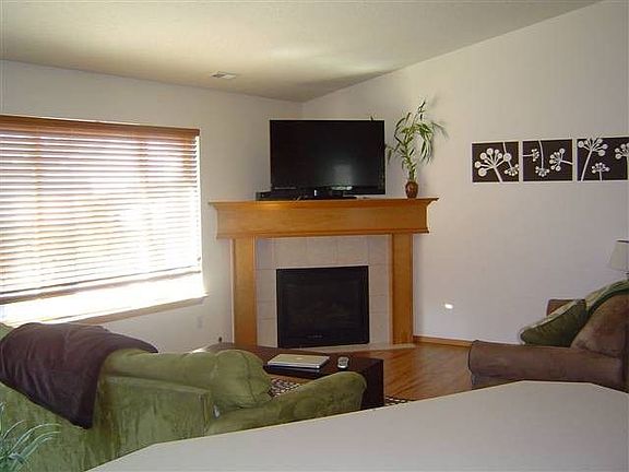 5th image of 7824 Rush Creek Dr