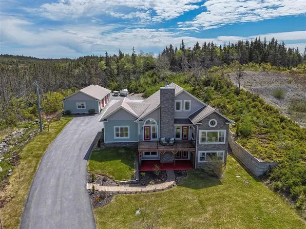 94 Amber Drive, Whitbourne, NL A0B3K0