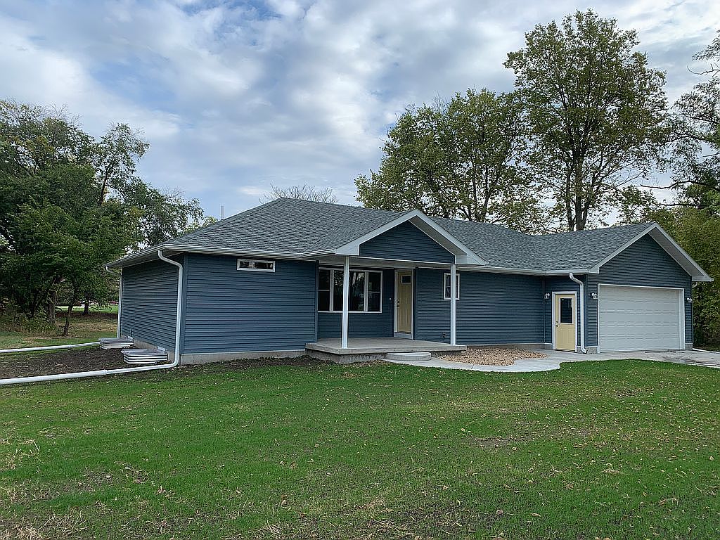 728 W Mary St Beatrice NE 68310 Zillow