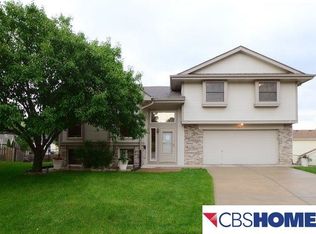 2913 N 154th Cir, Omaha, NE 68116