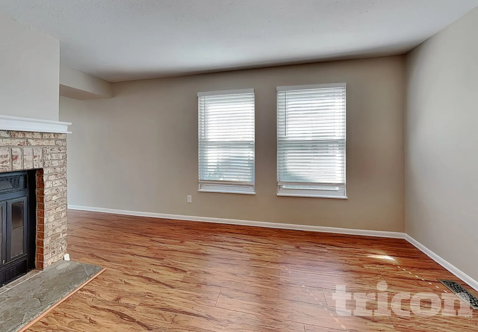 8092 Lee Ct Arvada CO — Photo 2