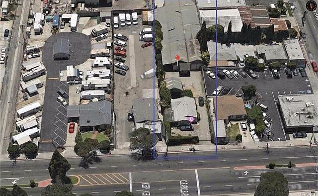 2nd image of 7518 Somerset Blvd