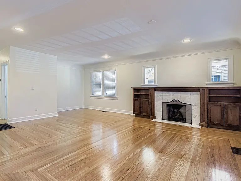 3334 W 37th Ave — Photo 12